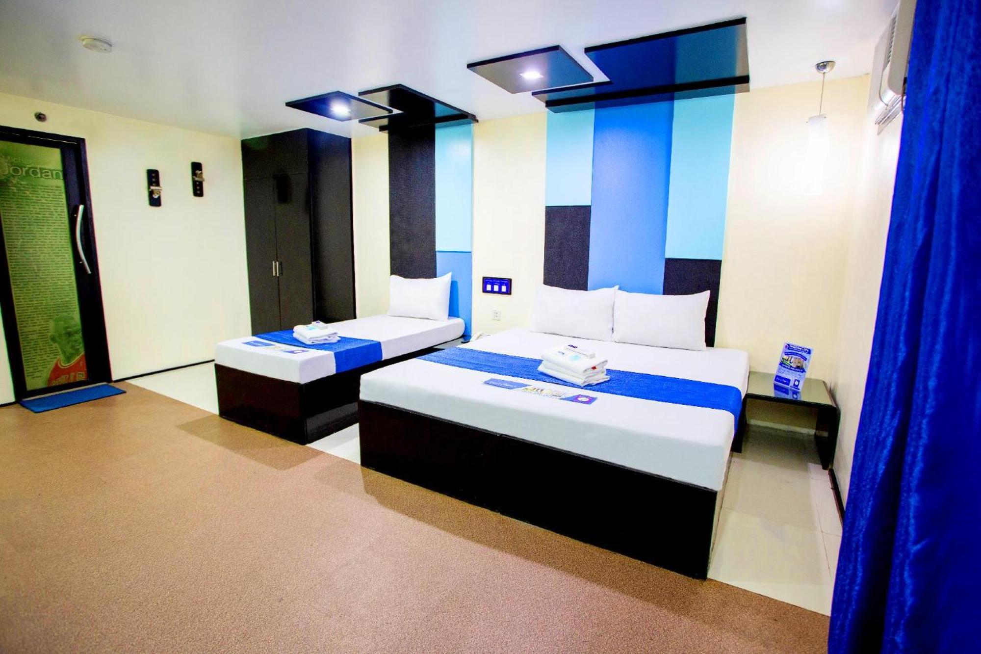Hotel Dreamworld North Edsa Quezon City Exteriör bild